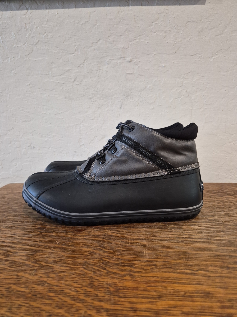 Sperry Bowline Storm Boots Boy's Size US 5M